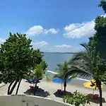 Apto Torre Centauro, El Laguito